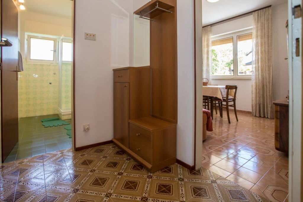 Garden View Apartment In Porec For 2 - 3 Persons 외부 사진